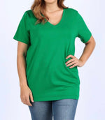 Load image into Gallery viewer, Kelly Green Relaxed Fit V Neck
